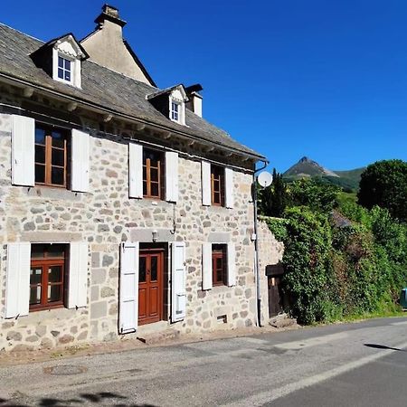 Maison Familiale Et Authentique Saint-Jacques-des-Blats ภายนอก รูปภาพ